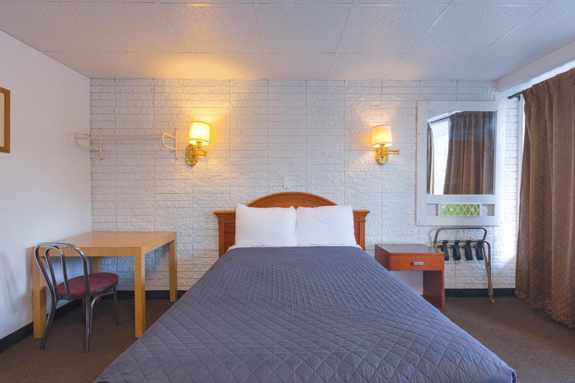 Sonrise Inn Lincoln Hwy By Oyo Breezewood Kültér fotó