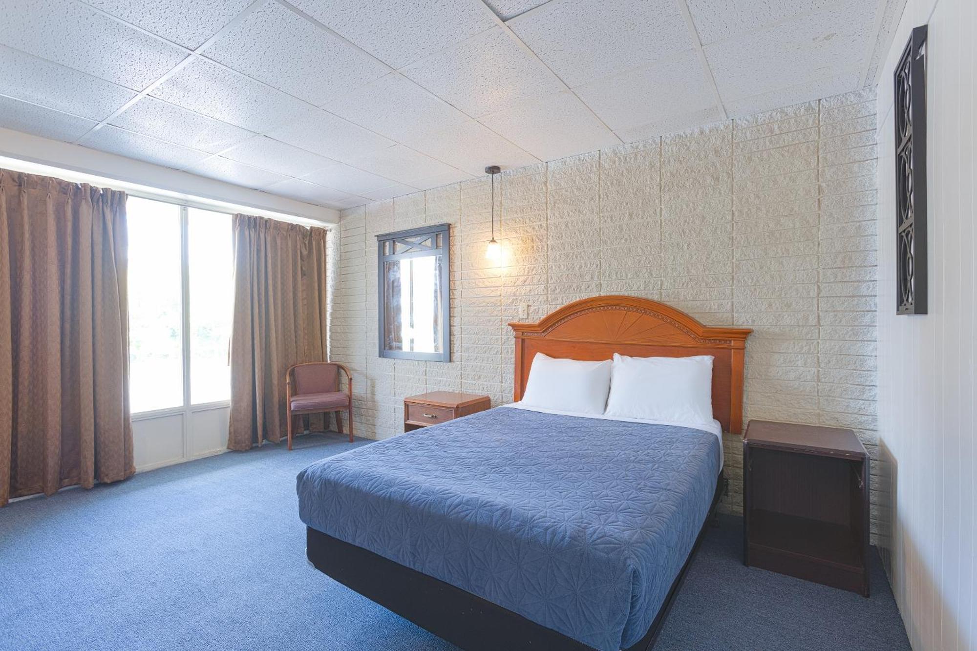 Sonrise Inn Lincoln Hwy By Oyo Breezewood Kültér fotó