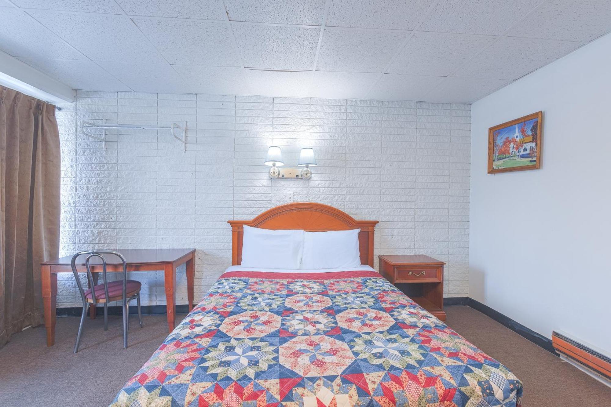 Sonrise Inn Lincoln Hwy By Oyo Breezewood Kültér fotó